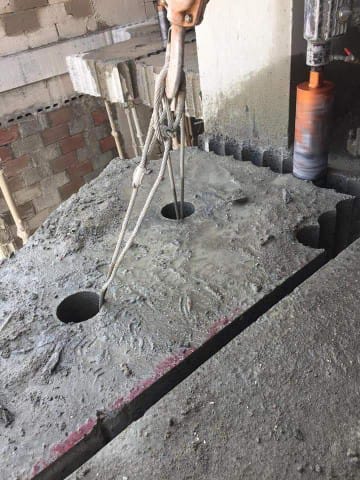 تنفيذ فتحات دائرية في سطح خرساني