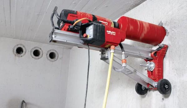 فتحات كور بالرياض لتمديدات التكييف والسباكة | 0567918936